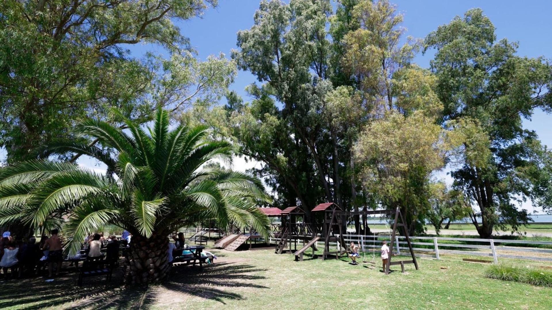 Howard Johnson Chascomus Exterior photo