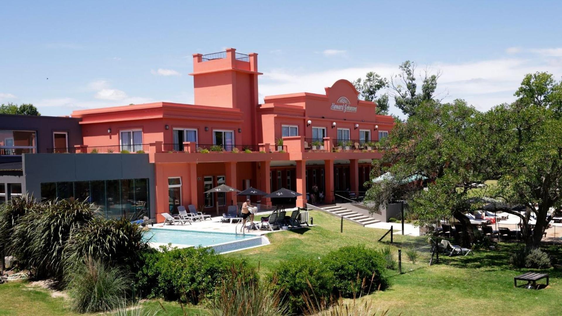 Howard Johnson Chascomus Exterior photo